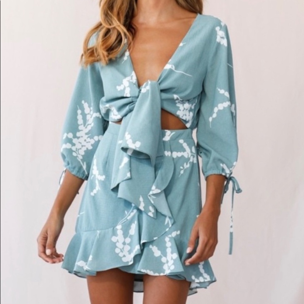 Selfie Leslie Front Tie Dress